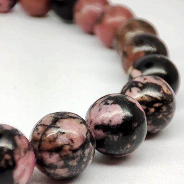 Rhodonite "black line"